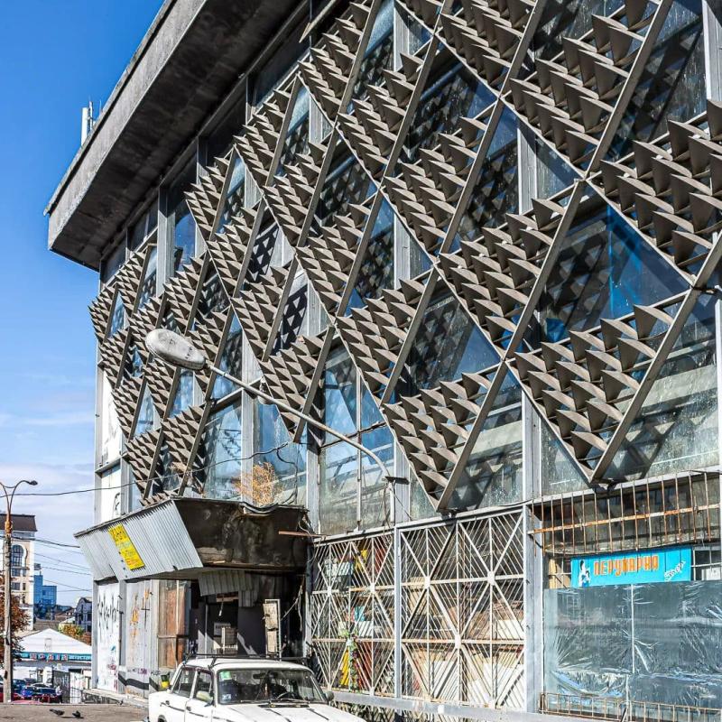 Zhytniy Market Hall Development